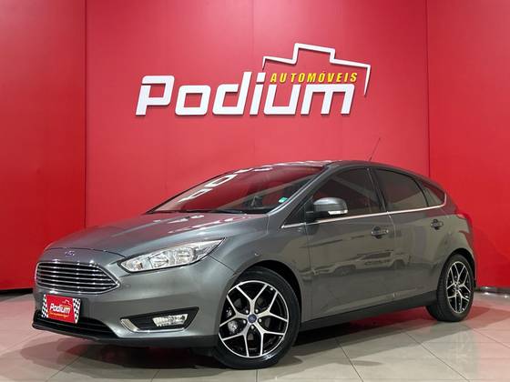 FORD FOCUS 2.0 TITANIUM PLUS 16V FLEX 4P POWERSHIFT FORD FOCUS 2.0 TITANIUM PLUS 16V FLEX 4P POWERSHIFT